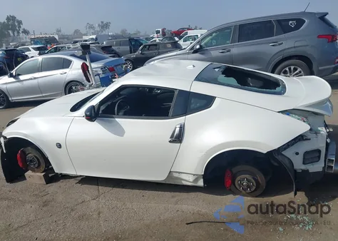 2019 Nissan 370Z Nismo z USA, uszkodzony, nr VIN JN1AZ4EH1KM422566